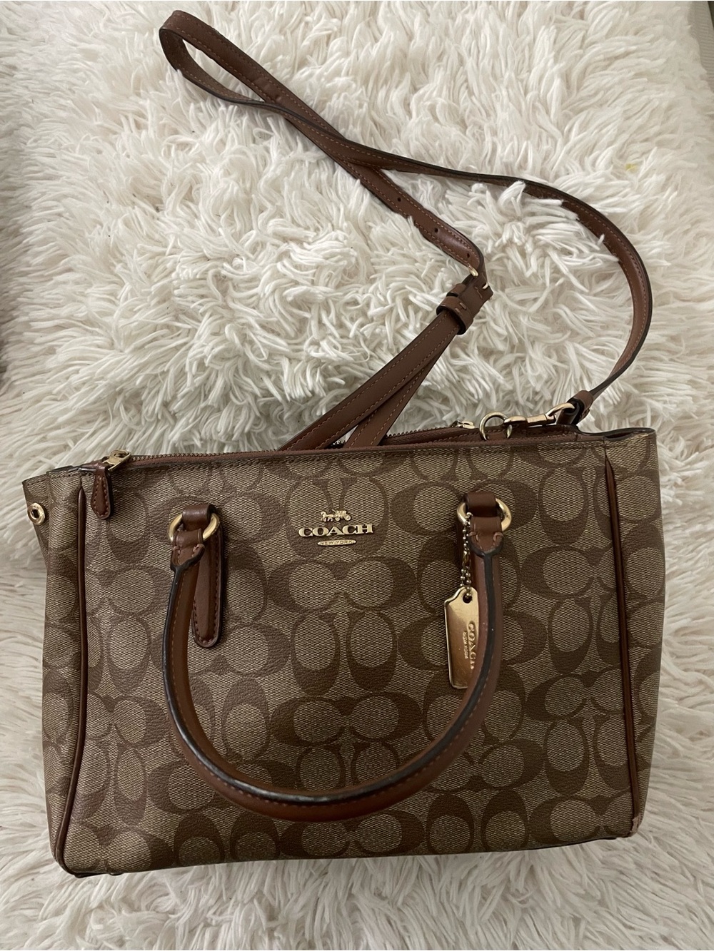 Coach shoulder bag